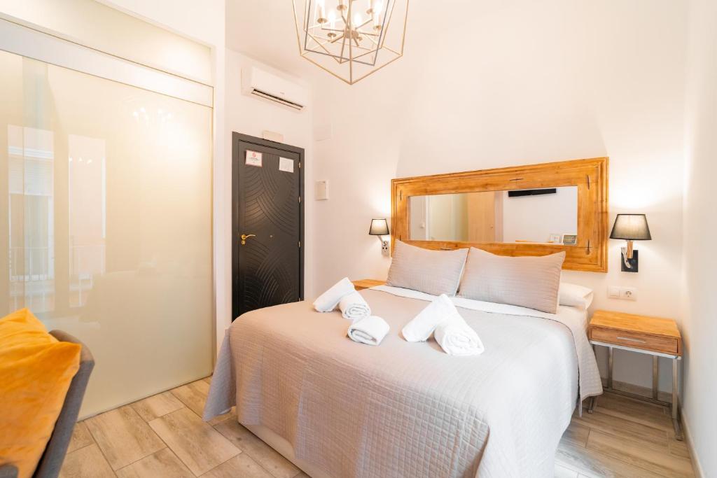 Hostal Center Suites San Eloy